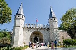 Pałac Topkapi - brama powitalna