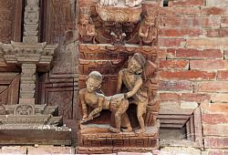 Drewniane płaskorzeźby w Świątyni Jagannath w Kathmandu