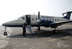 Buddha Air Beechcraft 1900D po locie widokowym nad Himalajami
