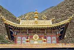 Klasztor Labrang, zwieńczenie jednego z budynków